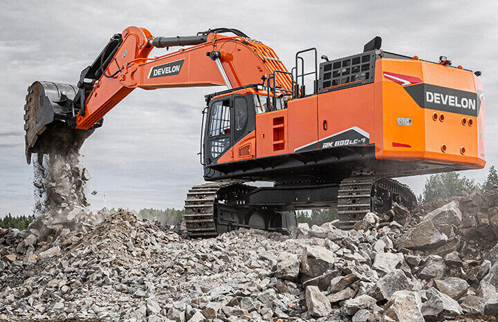 New 2025 Develon DX800LC-7 Tracked Excavators full