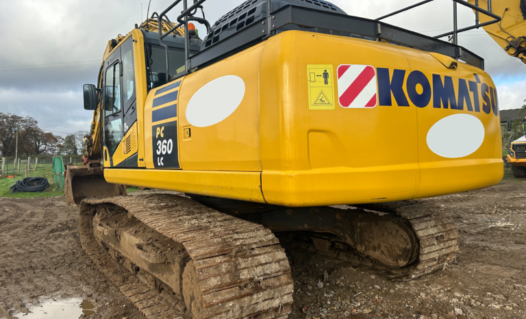 2016 Komatsu PC360 LC-11 | Year 2016 | Hours Circa 9,500 full