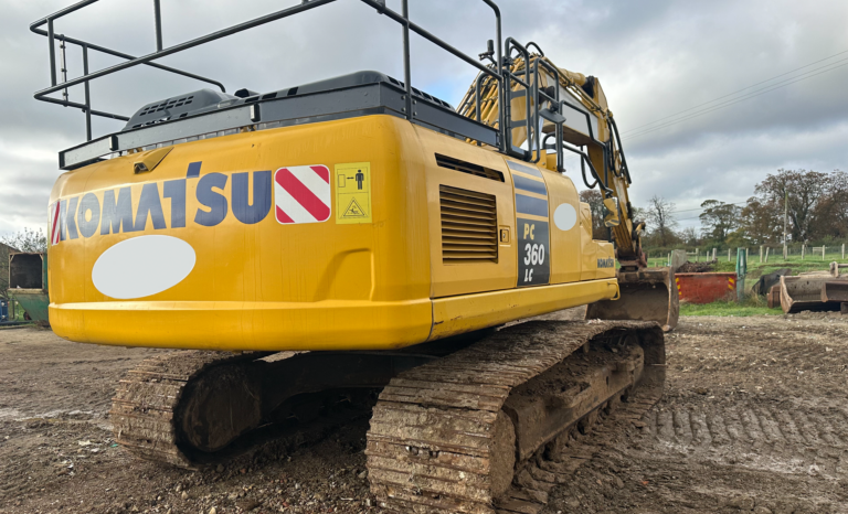 2016 Komatsu PC360 LC-11 | Year 2016 | Hours Circa 9,500 full