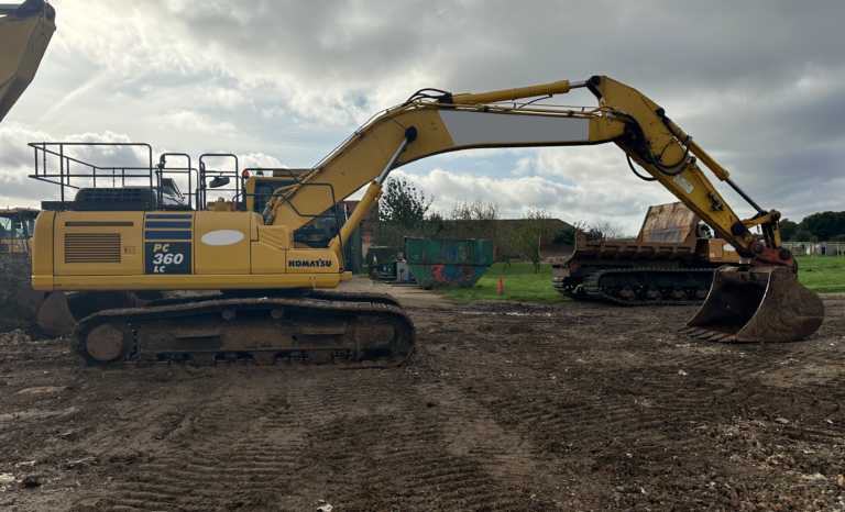 2016 Komatsu PC360 LC-11 | Year 2016 | Hours Circa 9,500 full