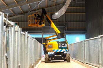 Hybrid JCB A45EH articulated boom