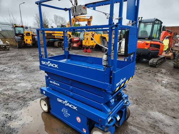 2012 SKYJACK SJ3219 £3,000 full
