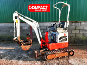 1T Excavator Takeuchi TB210 2017