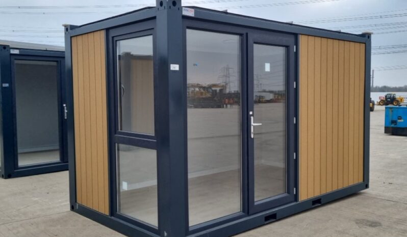 Unused Adacon W400 Containers For Auction: Leeds, UK – 30th April, 1st, 2nd & 3rd May 25 full