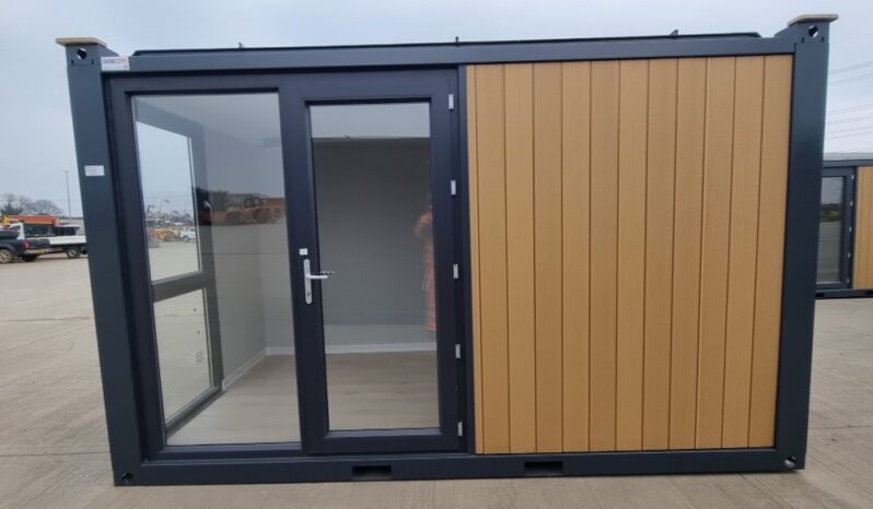 Unused Adacon W400 Containers For Auction: Leeds, UK – 30th April, 1st, 2nd & 3rd May 25 full