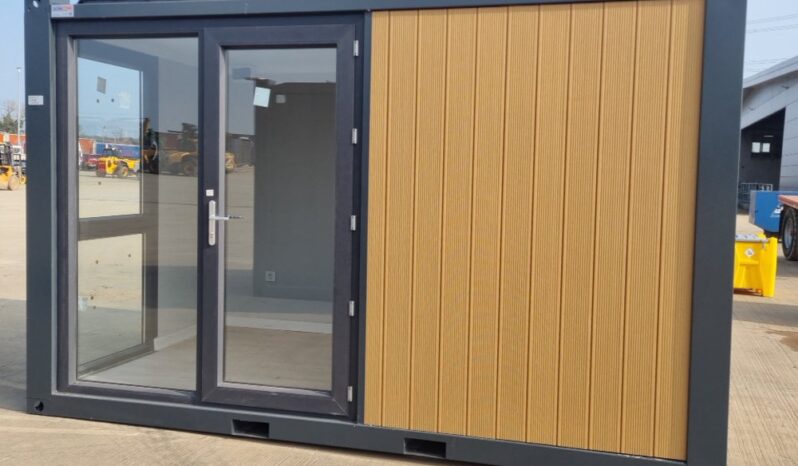 Unused Adacon W400 Containers For Auction: Leeds, UK – 30th April, 1st, 2nd & 3rd May 25 full