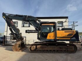 2021 HYUNDAI HX300AL £105950