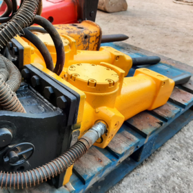 1.5T Breaker Unit Atlas Copco SB102 2018
