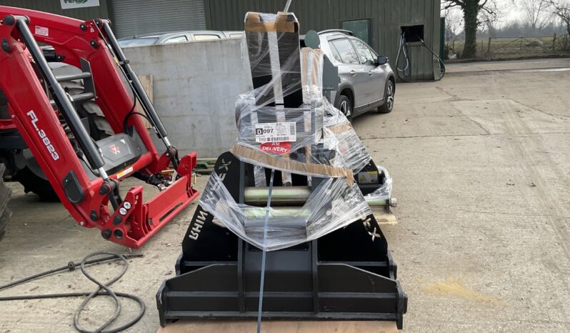 RHINO X PALLET FORKS TO FIT 12-22 TON full