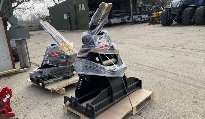 RHINO X PALLET FORKS TO FIT 12-22 TON full