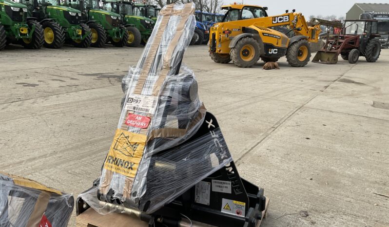 RHINO X PALLET FORKS TO FIT 12-22 TON full