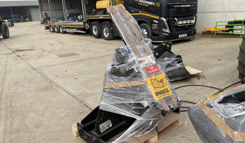 RHINO X PALLET FORKS TO FIT 12-22 TON full