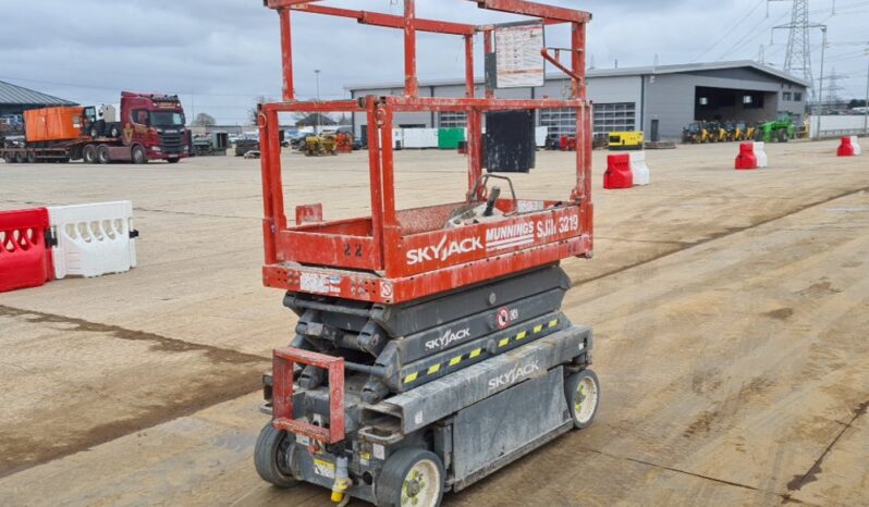 2016 SkyJack SJ3219 Manlifts For Auction: Leeds, UK – 30th April, 1st, 2nd & 3rd May 25 full
