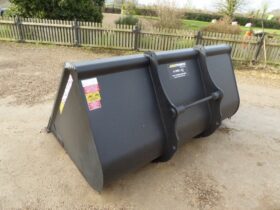 1 New Strimech Bk20 Bucket full