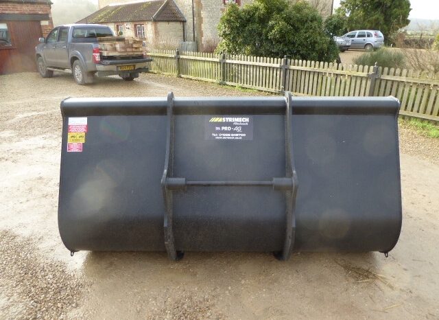 1 New Strimech Bk20 Bucket full
