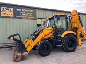 2022 JCB 3CX