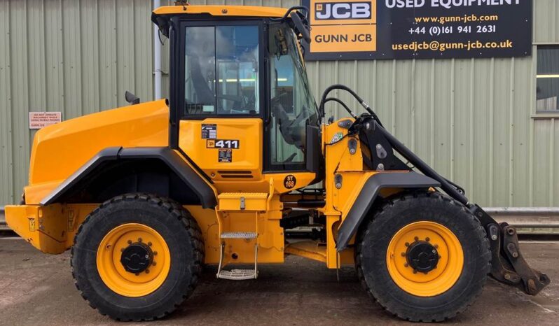 2021 JCB 411
