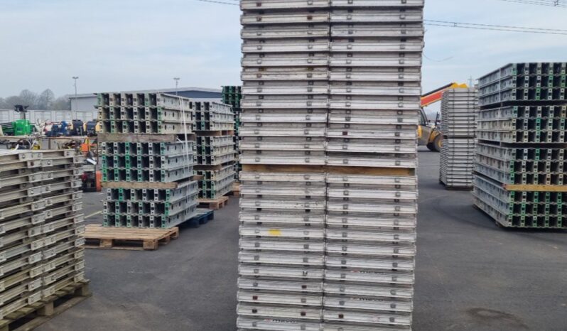 Meva Cross Section to suit Steel Soldiers (2 Bundles of) Asphalt / Concrete Equipment For Auction: Leeds, UK – 30th April, 1st, 2nd & 3rd May 25 full