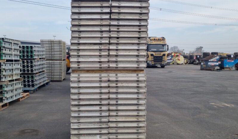 Meva Cross Section to suit Steel Soldiers (2 Bundles of) Asphalt / Concrete Equipment For Auction: Leeds, UK – 30th April, 1st, 2nd & 3rd May 25 full