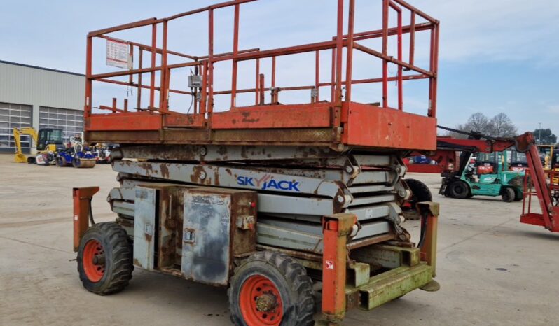 SkyJack SJ8841 Manlifts For Auction: Leeds, UK – 30th April, 1st, 2nd & 3rd May 25 full