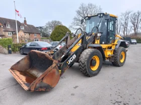 2019 JCB 2019 417 HT T4F LOADING SHOVEL