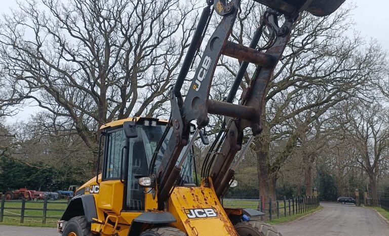 2019 JCB 2019 417 HT T4F LOADING SHOVEL full