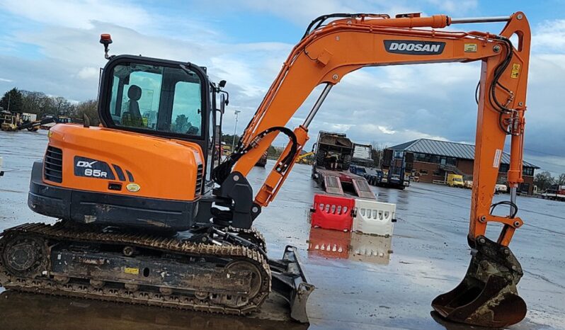 2022 Doosan DX85R-3 6 Ton+ Excavators For Auction: Leeds, UK – 30th April, 1st, 2nd & 3rd May 25 full