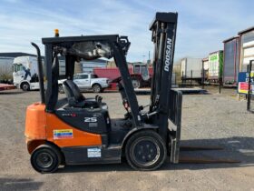 2012 DOOSAN D25-S5 FORKLIFT full