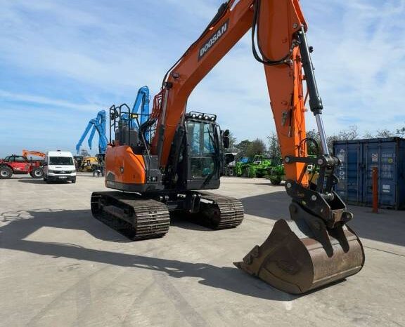2023 Develon DX140LCR-7  – 1,446 Hours full