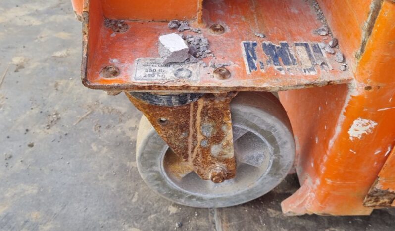 2018 Snorkel S3010E Manlifts For Auction: Leeds, UK – 30th April, 1st, 2nd & 3rd May 25 full