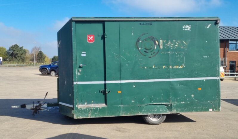 Securi-cabin Single Axle Welfare Unit, Kitchen, W/C, Drying Room, Stephill 6kVA Generator (Cannot Be Reconsigned) Containers For Auction: Leeds, UK – 30th April, 1st, 2nd & 3rd May 25 full