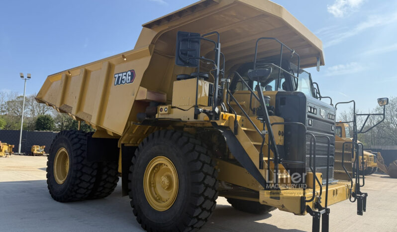 2023 CAT 775G full
