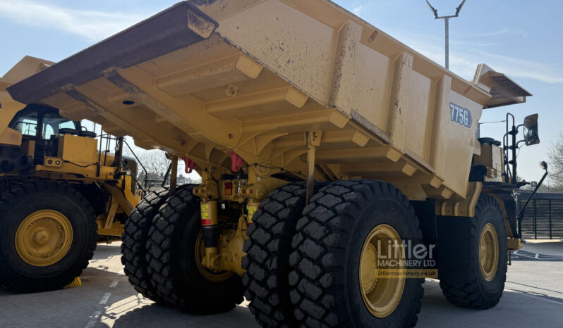 2023 CAT 775G full