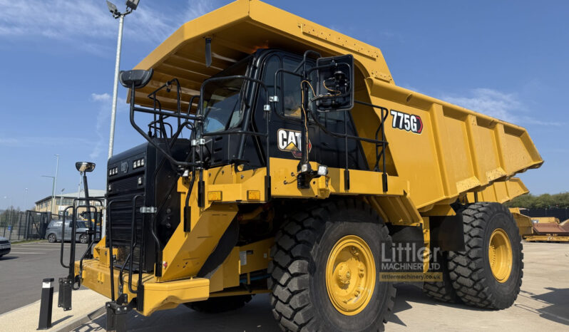 2023 CAT 775G