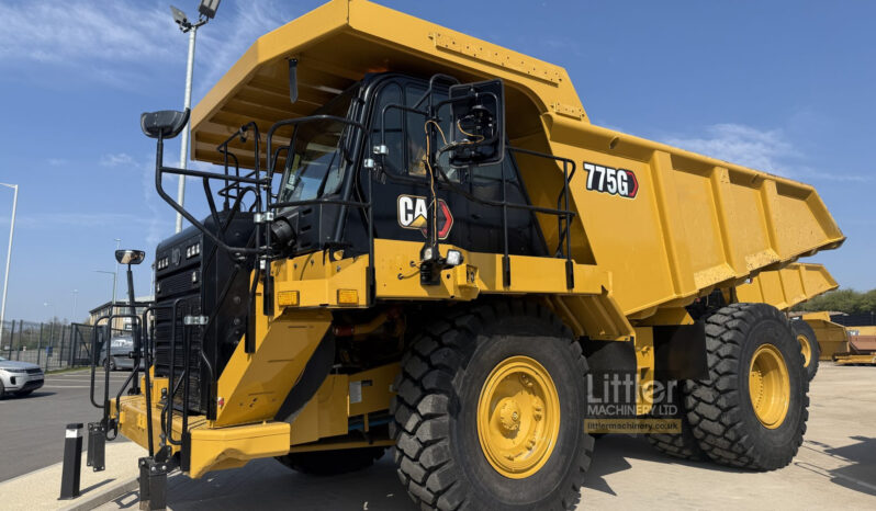 2023 CAT 775G full