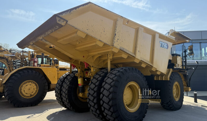 2023 CAT 775G full