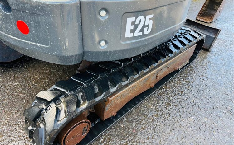 2014 Bobcat E25 Excavator full
