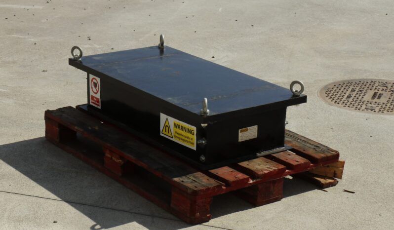 Roco M810P Permanent Magnet Block (New) £2,400 full