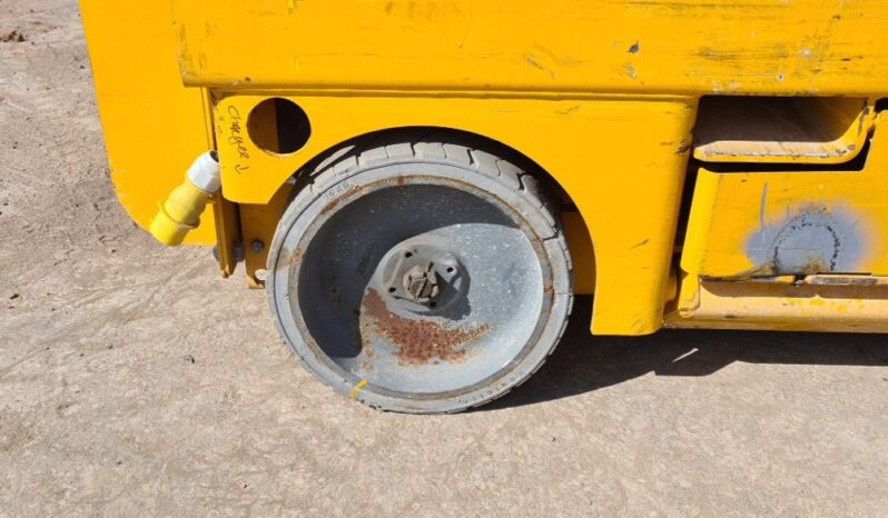 2015 Haulotte Compact 10N Manlifts For Auction: Leeds, UK – 30th April, 1st, 2nd & 3rd May 25 full