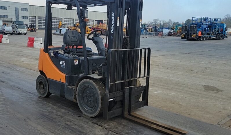 2014 Doosan D255-3 Forklifts For Auction: Leeds, UK – 30th April, 1st, 2nd & 3rd May 25 full