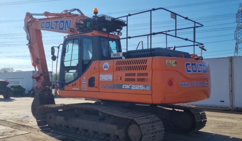 2016 Doosan DX225LC-3 20 Ton+ Excavators For Auction: Leeds, UK – 30th April, 1st, 2nd & 3rd May 25 full