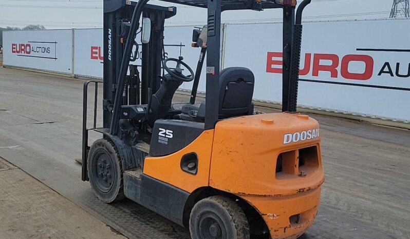 2014 Doosan D255-3 Forklifts For Auction: Leeds, UK – 30th April, 1st, 2nd & 3rd May 25 full