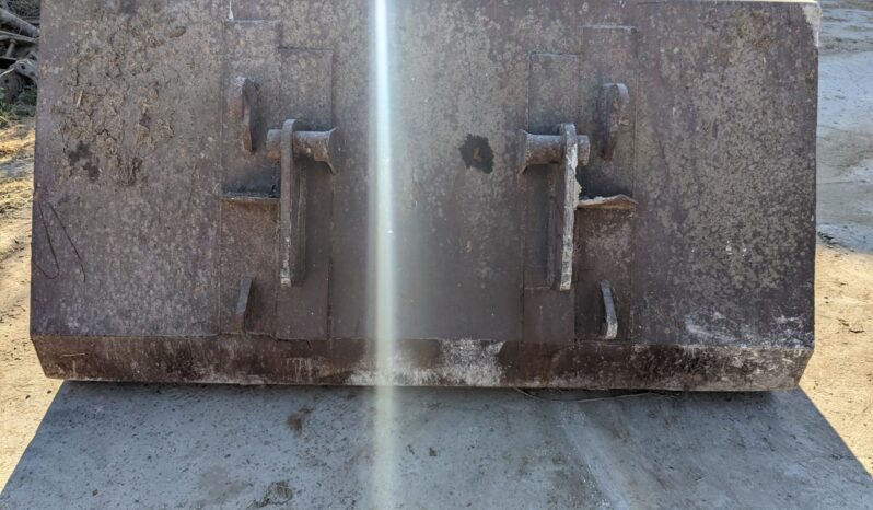 Manitou Grain Bucket full
