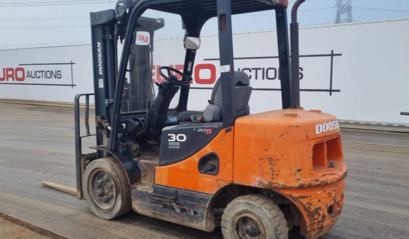 2015 Doosan D305-5 Forklifts For Auction: Leeds, UK – 30th April, 1st, 2nd & 3rd May 25 full