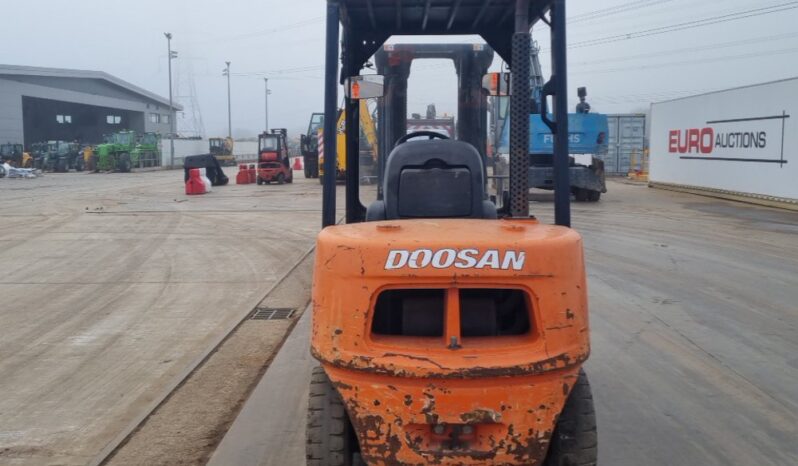 2015 Doosan D305-5 Forklifts For Auction: Leeds, UK – 30th April, 1st, 2nd & 3rd May 25 full