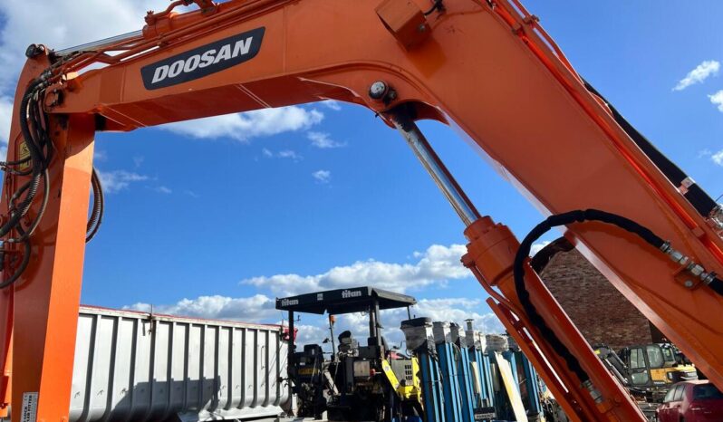 2022 Doosan DX85R Excavator  £32500 full