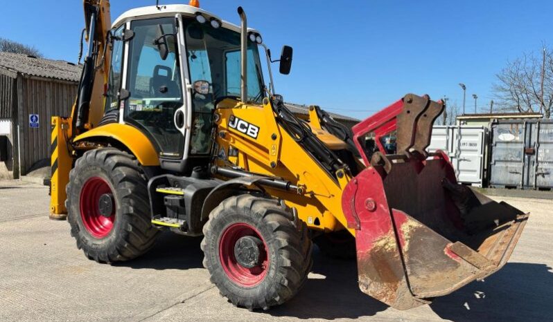 2019 JCB 3CX full