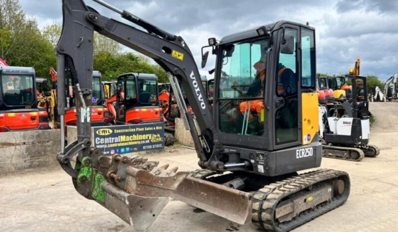 2018 Volvo ECR25D Excavator 1Ton  to 3.5 Ton for Sale full