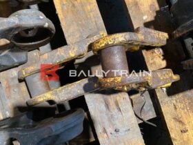 Excavator Joining Links – Hitachi full