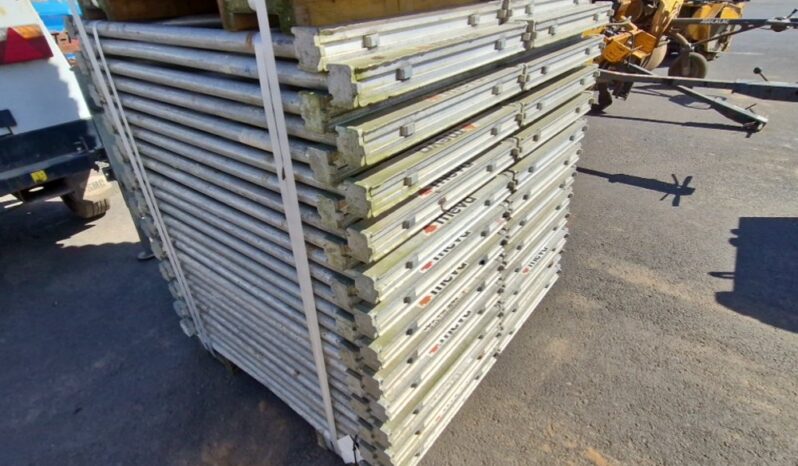 Meva Cross Section to suit Steel Soldiers (2 Bundles of) Asphalt / Concrete Equipment For Auction: Leeds, UK – 30th April, 1st, 2nd & 3rd May 25 full